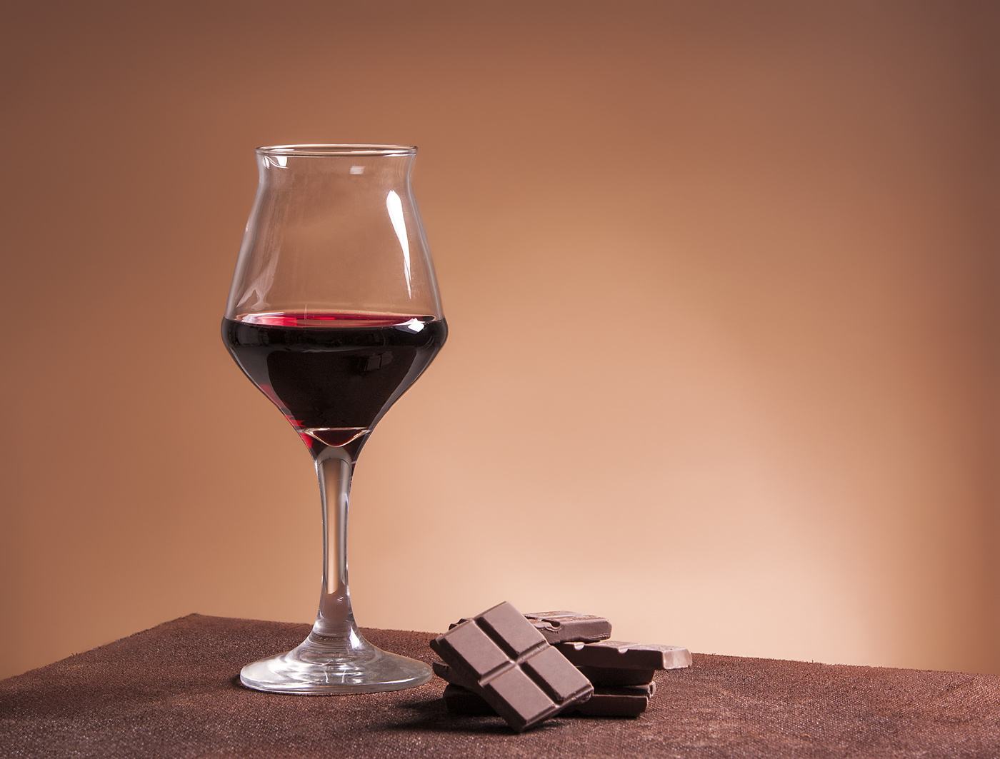 Red-wine-and-chocolate